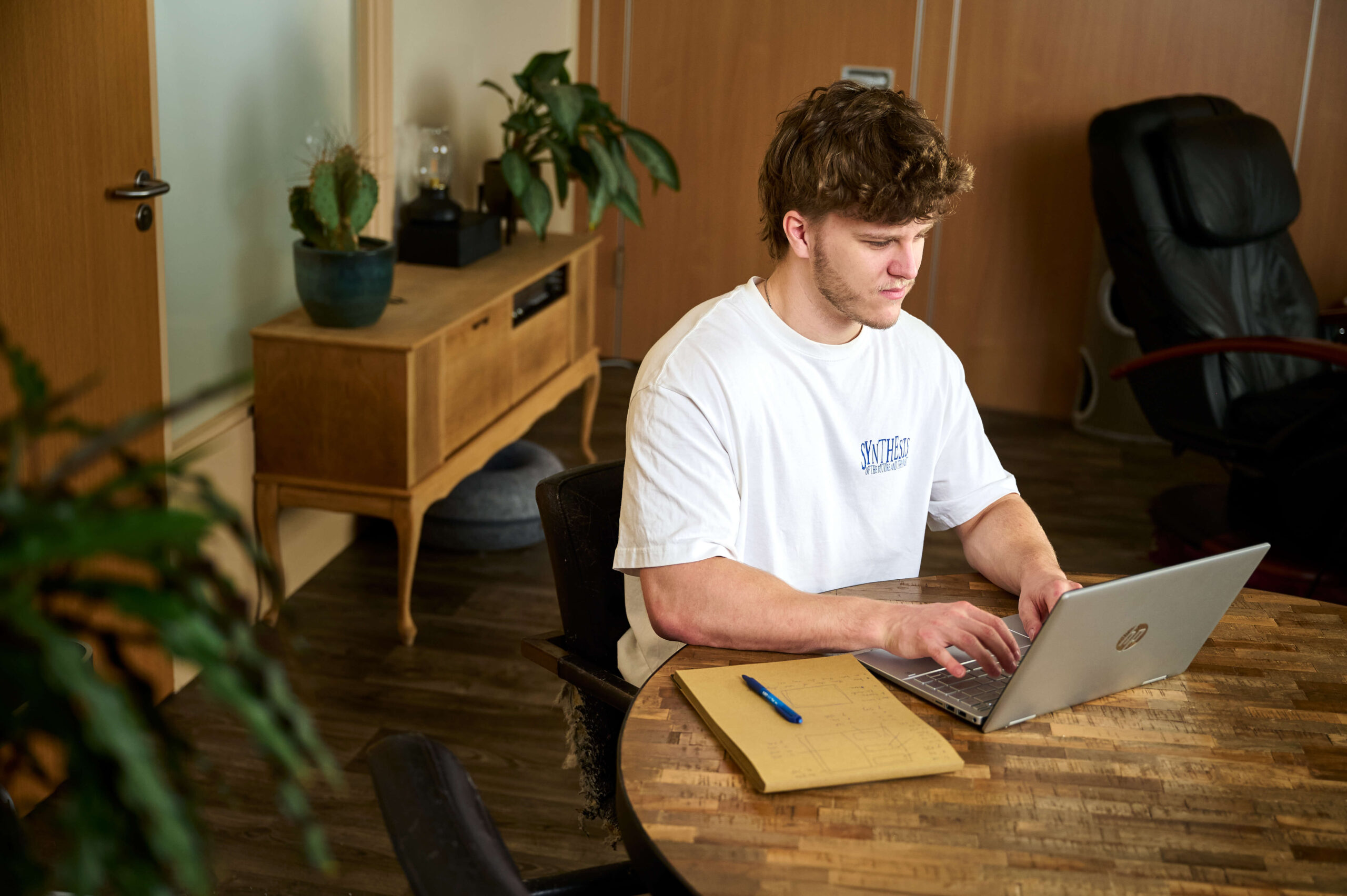 Sepp Stokbroekx werkt aan een Wix website op maat voor een klant